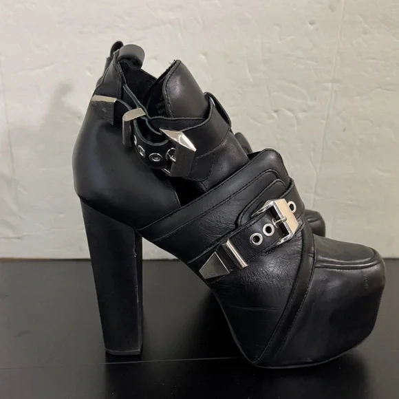 Jeffrey Campbell Black Platform Heels with Buckle Detail EU 40 - Picture 3 of 8
